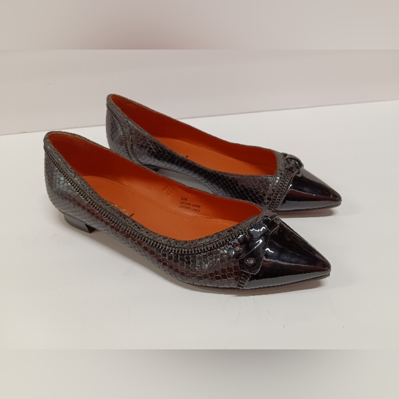 VIA SPIGA Black Leather & Patent Leather Pointy Flats with Zipper Accent - Picture 3 of 12